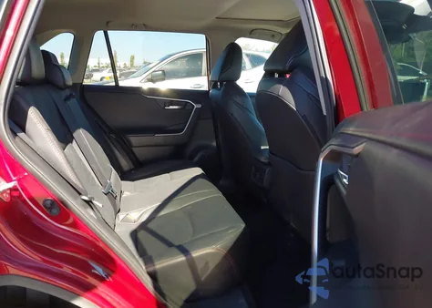 2021 Toyota Rav4 Trd Off-Road z USA, uszkodzony, nr VIN 2T3S1RFV9MW235902